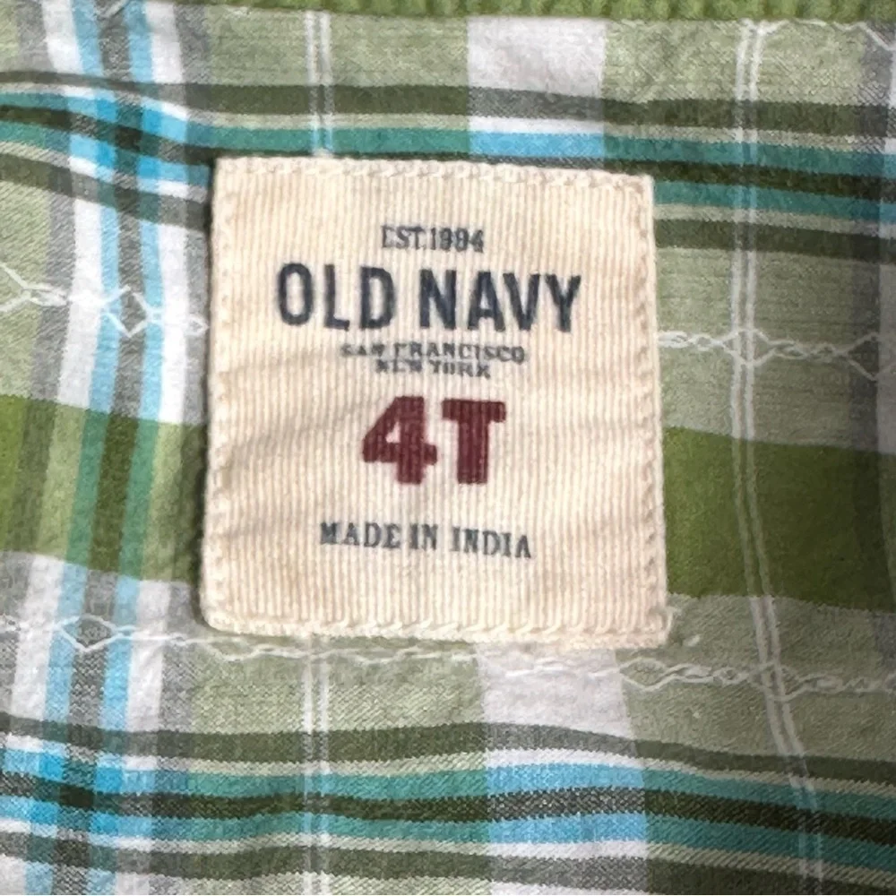 Old Navy Boys 4T Green Plaid Button Up Shirt Pockets Short Sleeves